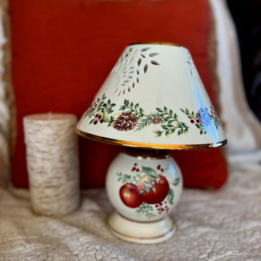 LENOX WILLIAMSBURG BOXWOOD AND PINE Tea Light Lamp